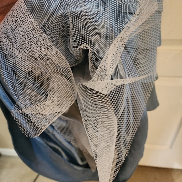 Adrianna Papell Elegant Blue Tiered Formal Dress Size 4 - Picture 8 of 12